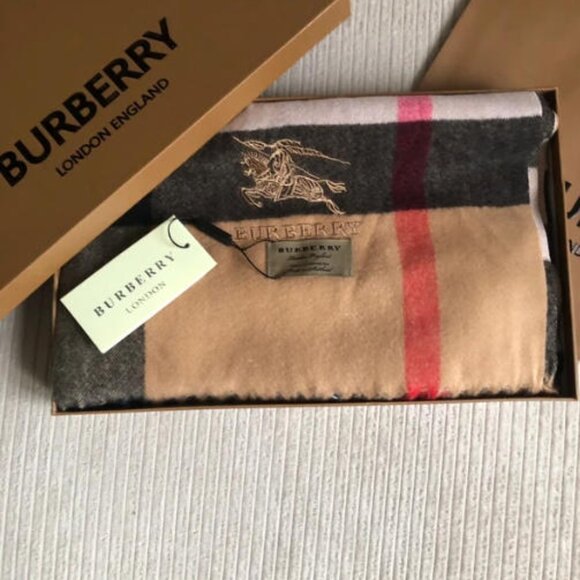 Burberry Check Wool-Silk Scarf - Picture 5 of 8